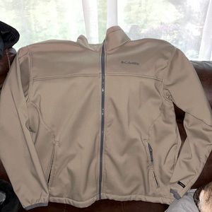 XL mens Columbia jacket